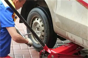 东辽附近拖车24小时服务热线电话